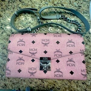 Original MCM crossbody bag good as new with dustbag
